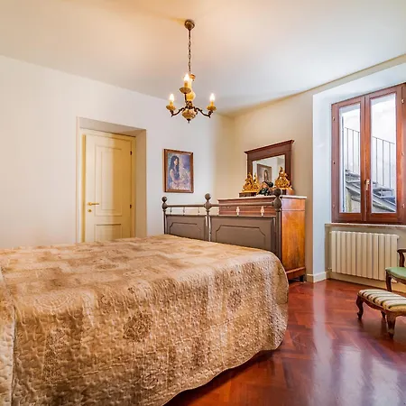 Casa de hóspedes Terrazza Santa Chiara 4*